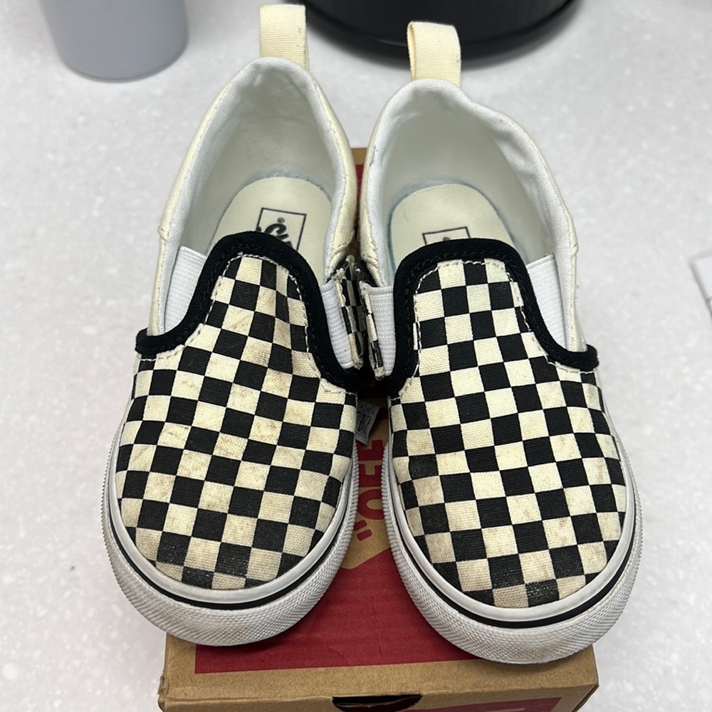 Toddler checkered Vans